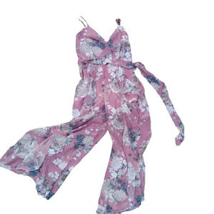Simplee Floral Jumpsuit Dusty Pink Blue White Capri Sleeveless Size Large Flowy